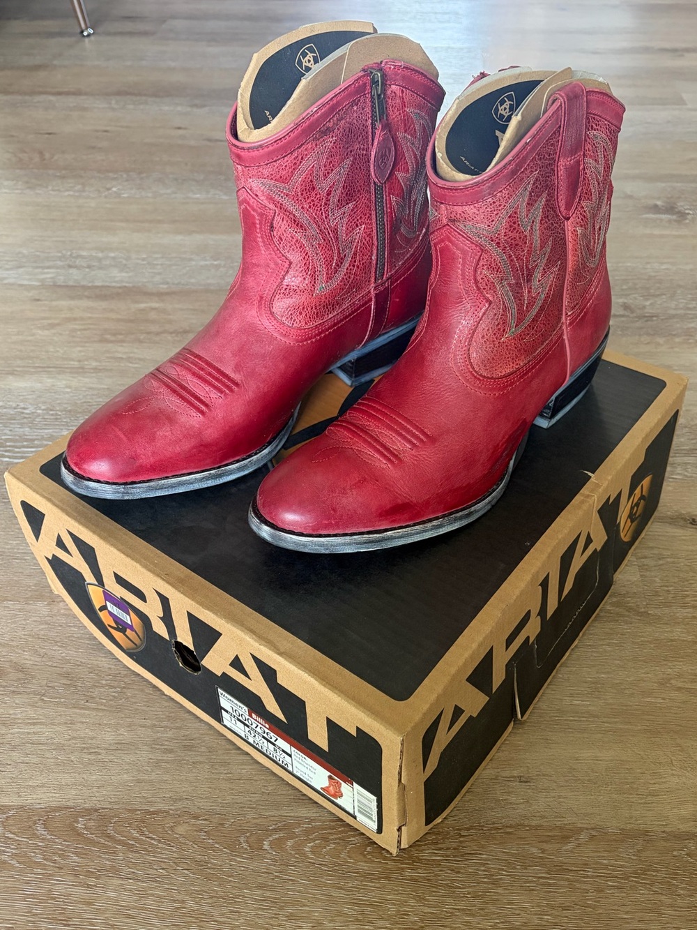 Ariat Red Leather Western Cowboy Boots Size 11